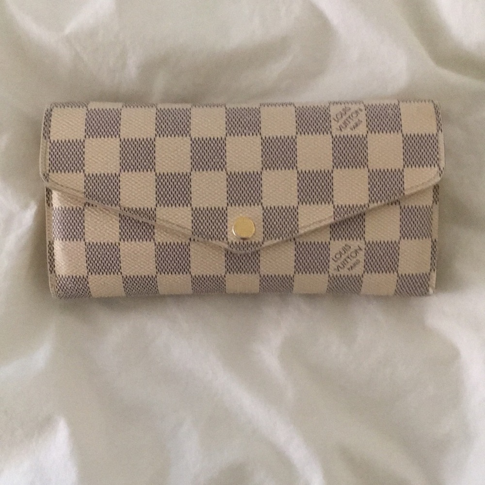 Louis Vuitton Sarah Wallet